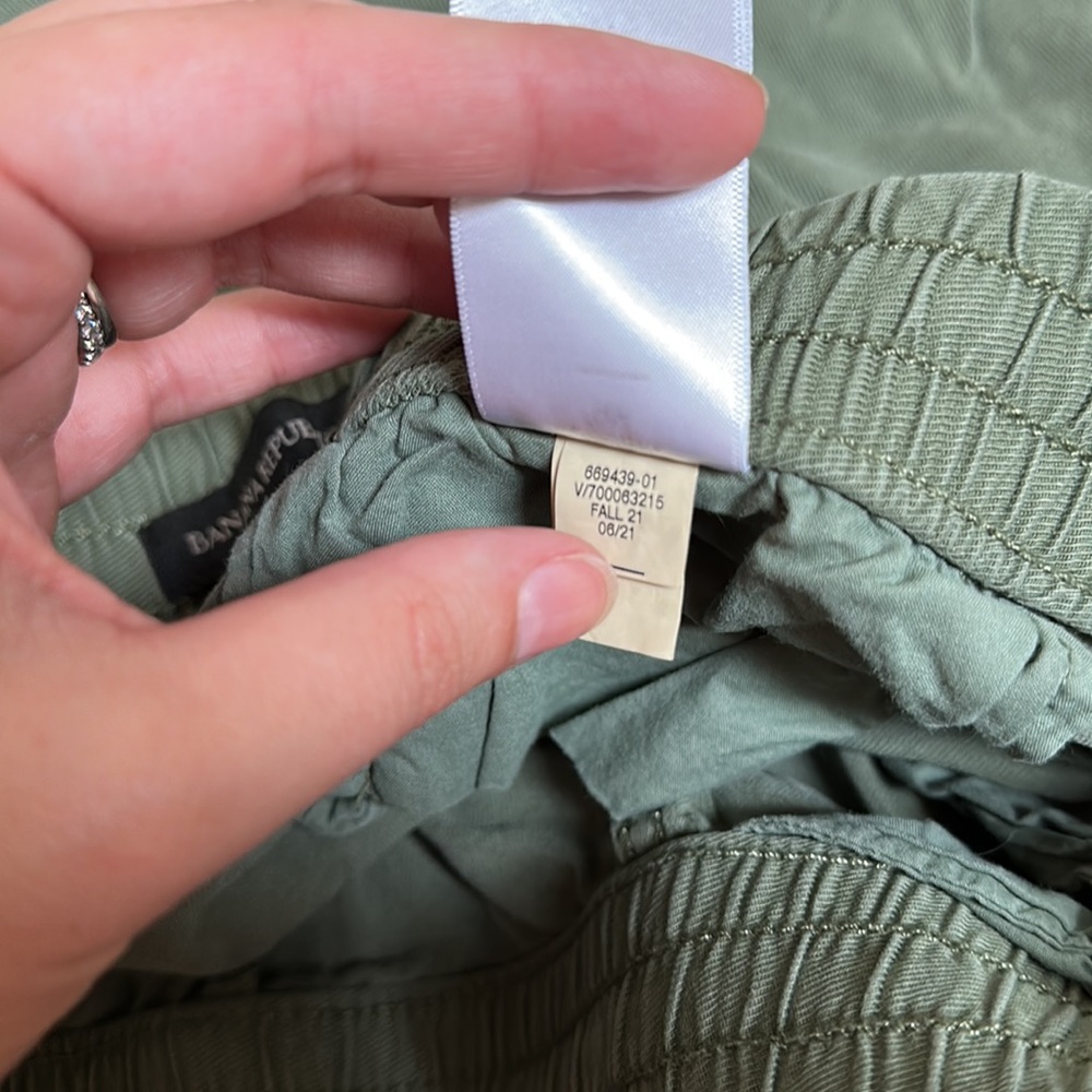 Banana Republic Green Cargo Pant Joggers Size L - Picture 11 of 12
